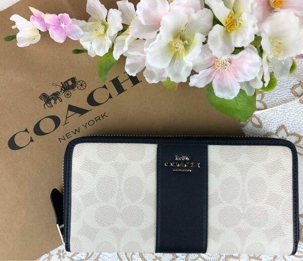 COACH コーチ ホワイト × ブラック シグネチャー ストライプ