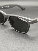 美品【Ray Ban RB2132-F 622 55□18 3N NEW WAYFARER サングラス】レイバン ウェイファーラー ブラック 黒系 ブランド アクセサリー 付属品_画像7