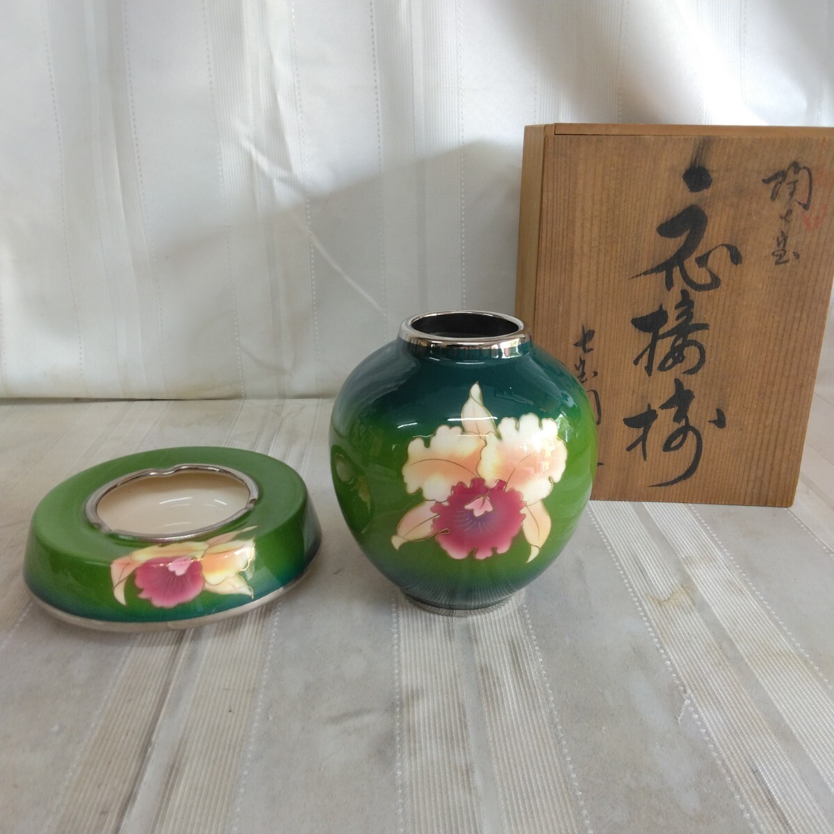 Yahoo!オークション -「花瓶」(花器) (銅製)の落札相場・落札価格 Yahoo!オークション -「花瓶」(花器) (銅製)の落札相場・落札価格