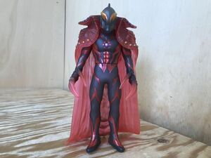 mD 60 カイザーベリアル フィギュア ウルトラ怪獣シリーズ 円谷プロ BANDAI バンダイ 2010 ※汚れなどの難あり、長期保管品、現状品