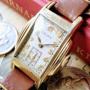 #3033[1 jpy start ] men's wristwatch machine hand winding Gruen GRUEN gold trim Gold Phil do1940 year square -17 stone tonneau type with translation 