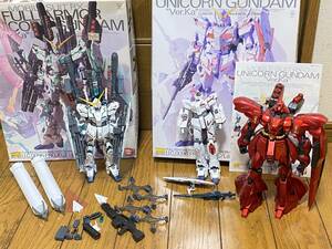  gun pra final product together Unicorn Gundam etc. 