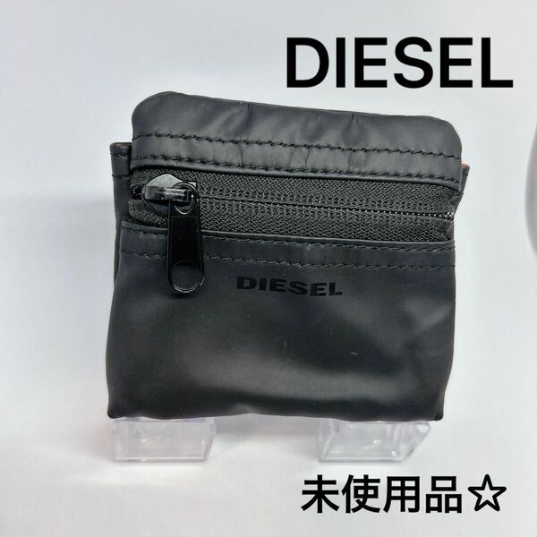 DIESEL コインケース　小物入れ　黒　シンプル　ナイロン