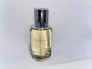 残量多　バーバリー　ＢＵＲＢＥＲＲＹ　ウィークエンド　フォーウィメン　オードパルファム　スプレー　５０ｍｌ