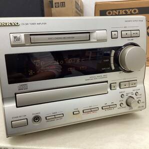 ＊【通電OK】ONKYO オンキョー ミニコンポ CD/MDチューナーアンプ FR-V5 スピーカー D-032A ペア オーディオ機器 音響機器 リモコン 元箱付の画像2
