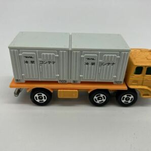 B1-478 トミカ 黒箱 トミー TOMY TOMICA ミニカー 保管品 日本製 NO.24 三菱 ふそう 冷蔵コンテナ 運搬車の画像3