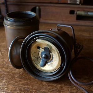 古いカーバイトランプ 整備済み 缶入りカーバイト石付き 動作良好 日本製 富士灯器 の画像9