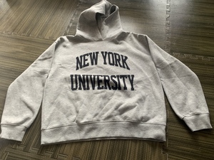 DEAD STOCK★未使用品★カレッジパーカ★GU×NEW YORK UNIVERSITYコラボ★プルオーバーフードパーカ★ニューヨーク大学