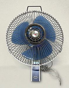 HITACHI/日立★ 30cm壁掛け扇★WALL FAN★B-30ME★青色3枚羽根★昭和レトロ★JAS No. 371320★ジャンク品 ★040192