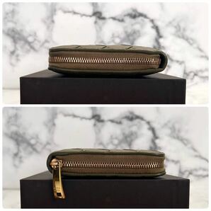 ★【極美品！希少！】 BOTTEGA VENETA ボッテガヴェネタ イントレチャート 長財布 ラウンドファスナー グリーン系 定価7.8万 96の画像5