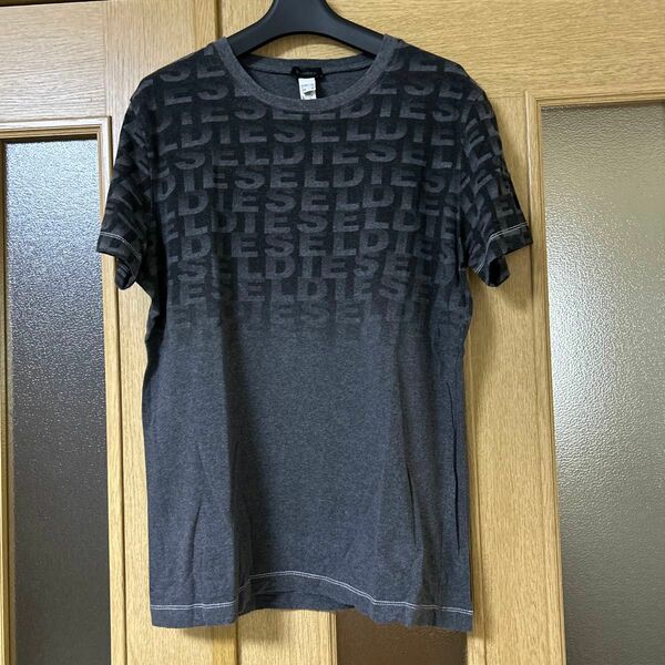 ディーゼル　Tシャツ