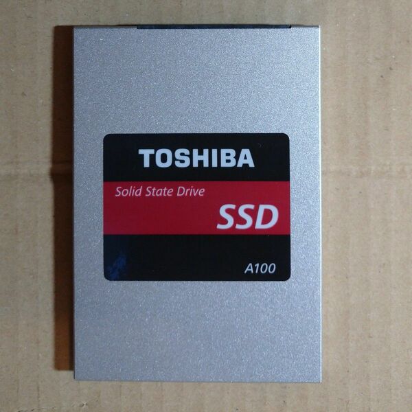 2.5インチSSD 厚さ7mm TOSHIBA A100 容量240GB 使用時間905時間