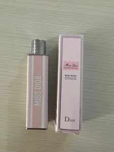 ミス ディオール ブルーミング ブーケ ミニ ミス 3.2gMiss Dior 国内百貨店購入1回使用、美品