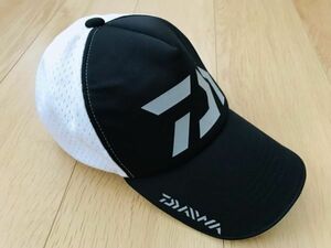 【良品】DAIWA ダイワ★メッシュキャップ★黒×白