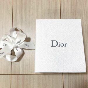 【美品】Dior コスメ　ギフトボックス　リボン ディオール BOX 紙箱 空箱 小さめ