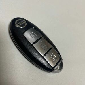 O8017 電池交換済み　返品可　簡易清掃済み　日産 純正　キーレス スマートキー 3ボタン