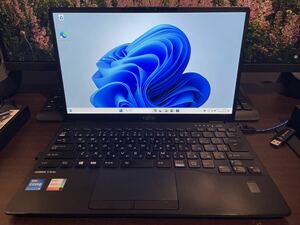 富士通 lifebook u9311 i7 1255u 8gb 動作確認済み