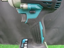 中古品 マキタ makita 18V 12.7mm角 充電式 インパクトレンチ TW300DZ 本体のみ 【2】_画像7