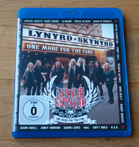  foreign record Blu-ray LYNYRD SKYNYRD ONE MORE FOR THE FANS