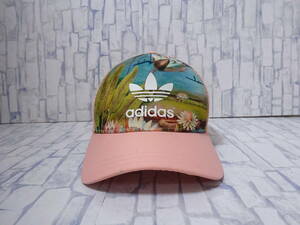 adidas Originals x The Farm Company колпак цветочный принт salmon розовый ONE SIZE FITS ALL Adidas Originals ферма Company 