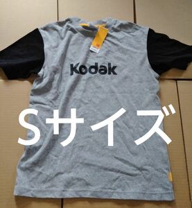 ジーユー 半袖Tシャツ コダック Kodak Sサイズ タグ付き 未使用 GU コラボ グレー