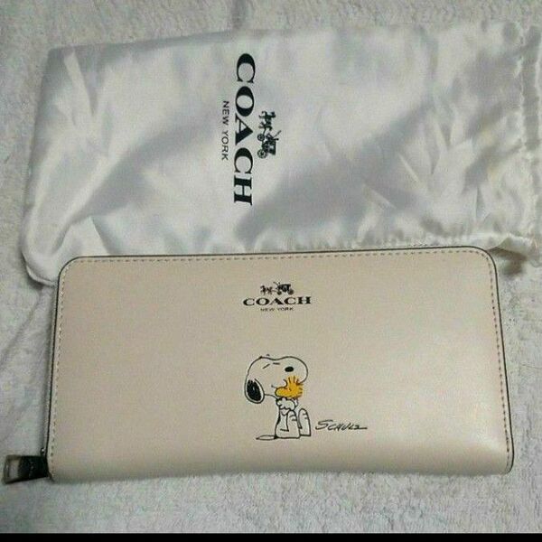 COACH SNOOPY 財布