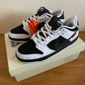 即購入OKナイキ SB ダンク ロー プロUS8 タイトブースNIKE SB DUNK LOW プロ QS ブラックアンドホワイト