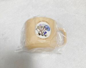 ディズニーランドホテル　子供用　イエロー　プラスチックコップ:未開封:ディズニー：ミッキー＆ミニー:送料220円