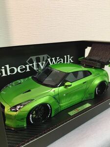 LB-WORKS 1/18 35GT-R イグニッションモデル