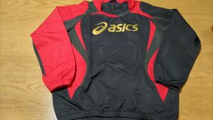 アシックス。 ピステ。 ウィンドブレーカー。サイズ150。 スポーツ。 サッカー。 フットサル。ブラック。レッド。 asics。