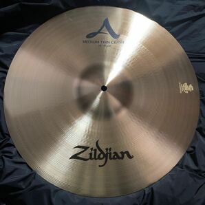 A Zildjian MEDIUM THIN CRASH Aジルジャン ミディアム シン クラッシュ 18 インチ 未使用品の画像1