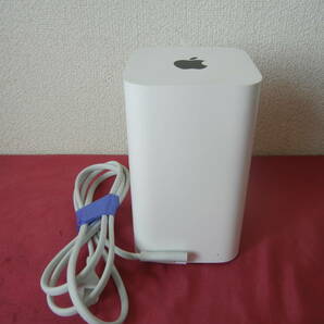 【AirMac】ジャンク Apple A1521 通電確認済み 動作未確認 無線LAN ルーター Wi-Fi 現状渡し 送料込みの画像1