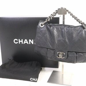 【ト足】CB139CAA2Z シャネル CHANEL マトラッセ チェーンショルダーバッグ レザー 黒 バッグの画像1