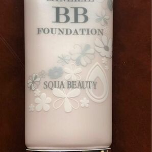 MINERAL BB FOUNDATION スクワビューティーミネラルBBファンデーション