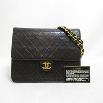 シャネル マトラッセ プッシュロックチェーンショルダーバッグ ブランドオフ CHANEL ラムスキン（羊革） ショルダーバッグ ラムスキン 中_画像5