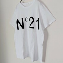 【イタリア製】N°21 ヌメロ ヴェントゥーノ☆ビッグロゴ付Tシャツ　WHITE ホワイト 白　半袖　S　クルーネック　高級ブランド　薄手_画像3