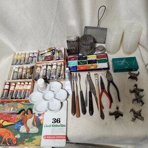  oil painting tool paints other tool together present condition junk 