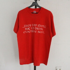 D444 90sビンテージ フルーツオブザルーム 半袖プリントTシャツ USA製■1990年代製 表記Lサイズ 赤 メッセージ ビール アメカジ ストリートの画像1