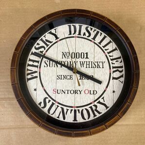 SUNTORY WHISKY OLD 壁時計 壁掛け時計 掛け時計 ウォールクロック 特製樽型時計 樽型 昭和レトロ 中古品 動作確認済み の画像1
