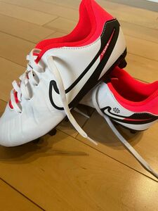 NIKE サッカースパイク　21センチ