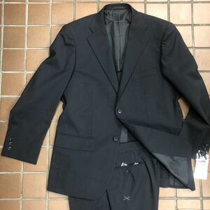 アウトレット価格/新品★激安★紳士服　背広　メンズ ストライプスーツ/サイズL AB5/王道カラー★紺/センターベンツ　1タック サラサラ生地