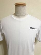 【良品】 OAKLEY オークリー ドライ Tシャツ ウェア トップス サイズM 半袖 白 FOA401591_画像3