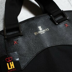 新品 ルビナッチ / RUBINACCI イタリアのテーラーの最高峰 イタリア製 最高級 ガーメントバッグ 黒/定価6.6万円/スーツバッグの画像2