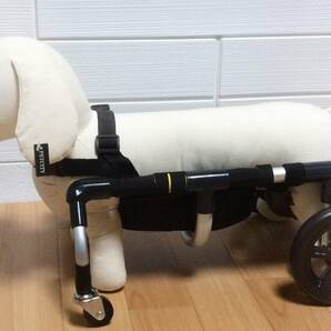 ●ミニチュアダックス●犬の車椅子 小型犬用4輪 ～9kg位 歩行器 犬用車いす