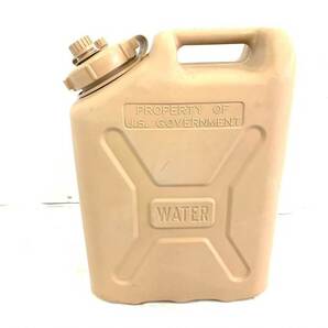 【米軍放出品】☆未使用品 ウォータータンク ポリタンク ジェリカン 5GAL 20L キャンプ アウトドア (120)☆XD23FK-4#24の画像4