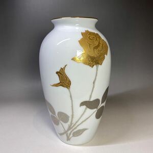 大倉陶園 花瓶 金 薔薇 バラ バラ図 花器 フラワーベース OKURA 22cm