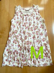 【美品】タンクトップ　花柄　M サイズ　ノースリーブ　