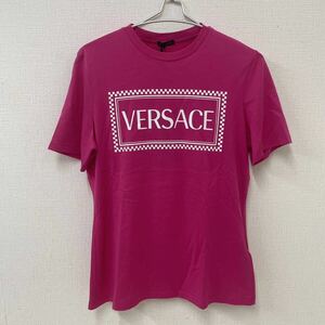 ■【新品タグ付き】春夏 ヴェルサーチ VERSACE 高級ロゴTシャツ① ピンク×ホワイトロゴ 40サイズ 半袖 難あり