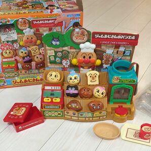 それいけ！アンパンマン かまどでやこう♪ジャムおじさんのやきたてパン工場 欠品なし 紙パーツ未使用 追加パン2個