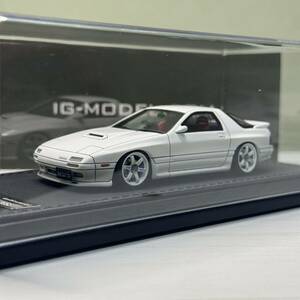 イグニッションモデル1/43 マツダサバンナRX7 FC3S ホワイトTE37